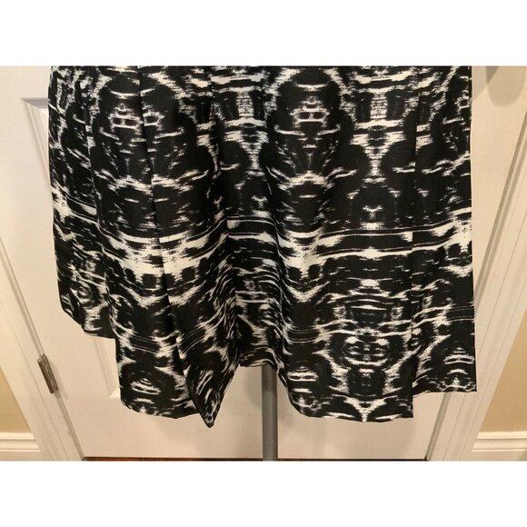 J. Crew Black & White Splatter Print Pleated Mini Skirt, Size size 2 (US) - Picture 3 of 7